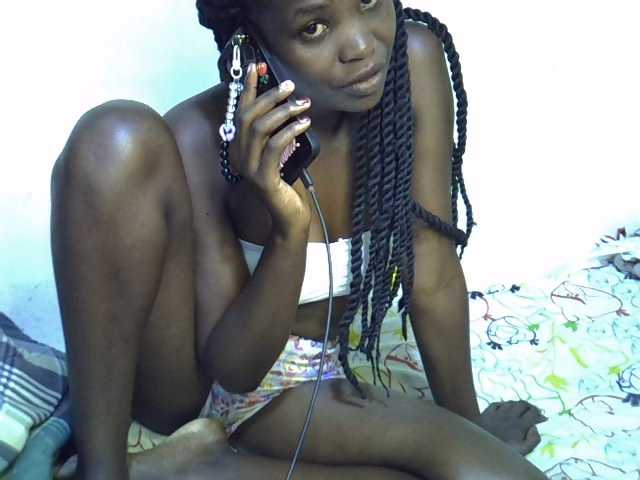 Cute-aliyah live cam on BongaCams