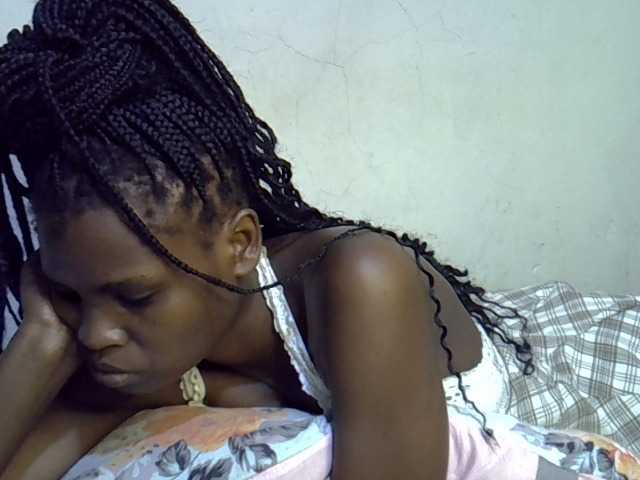 Cute-aliyah live cam on BongaCams