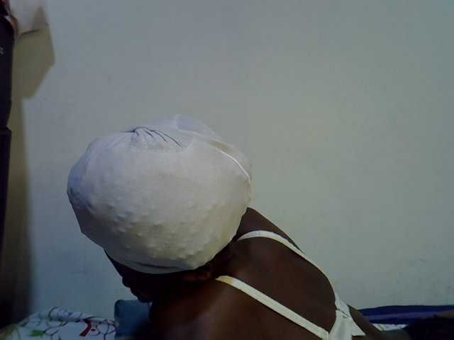 Cute-aliyah live cam on BongaCams