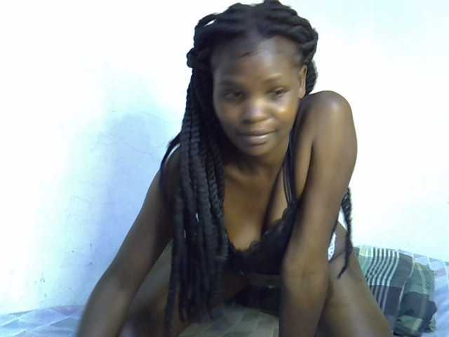 Cute-aliyah live cam on BongaCams