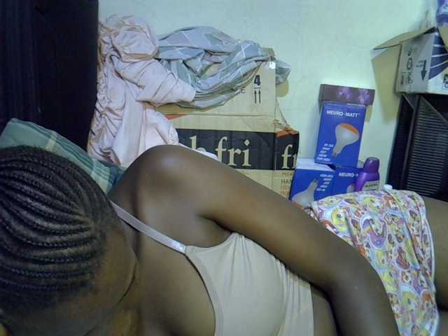 Cute-aliyah live cam on BongaCams