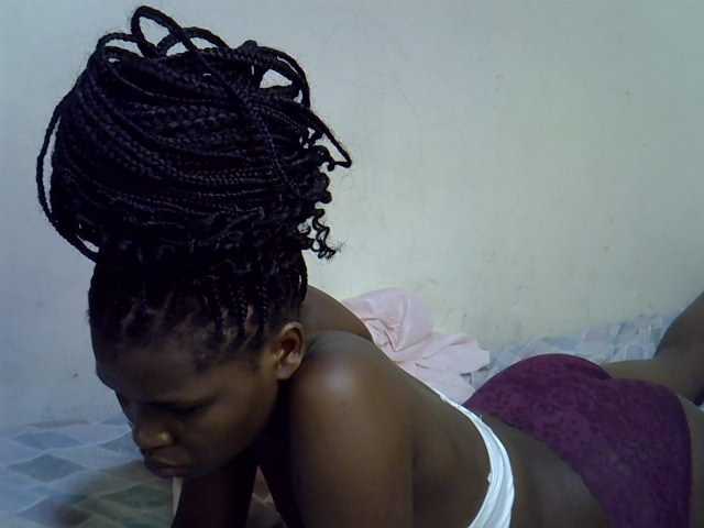 Cute-aliyah live cam on BongaCams