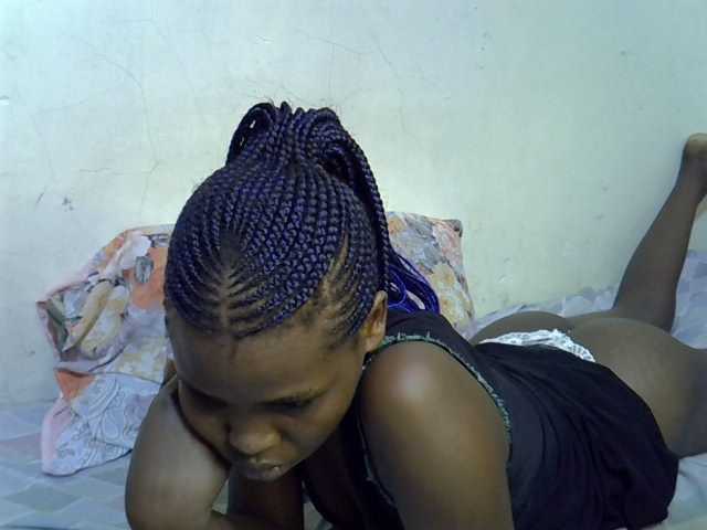 Cute-aliyah live cam on BongaCams
