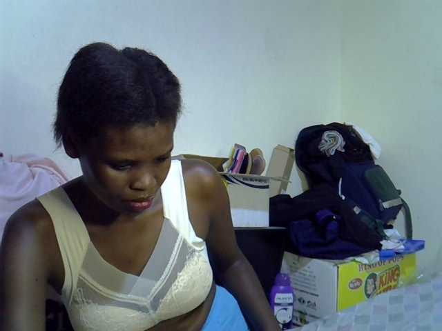 Cute-aliyah live cam on BongaCams
