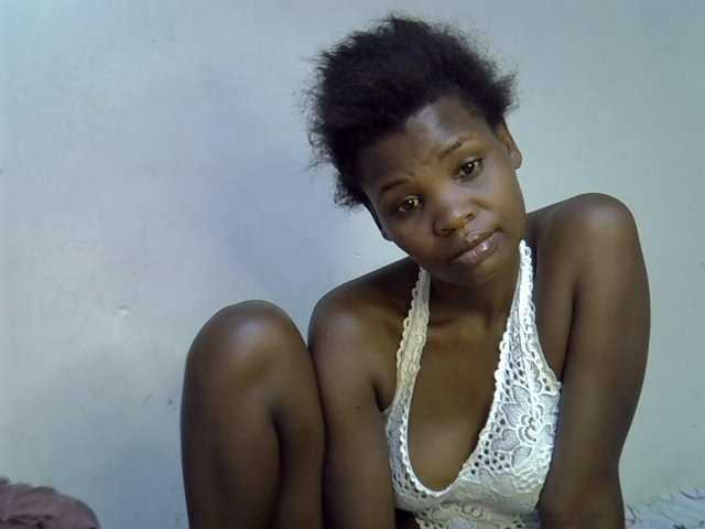Cute-aliyah live cam on BongaCams