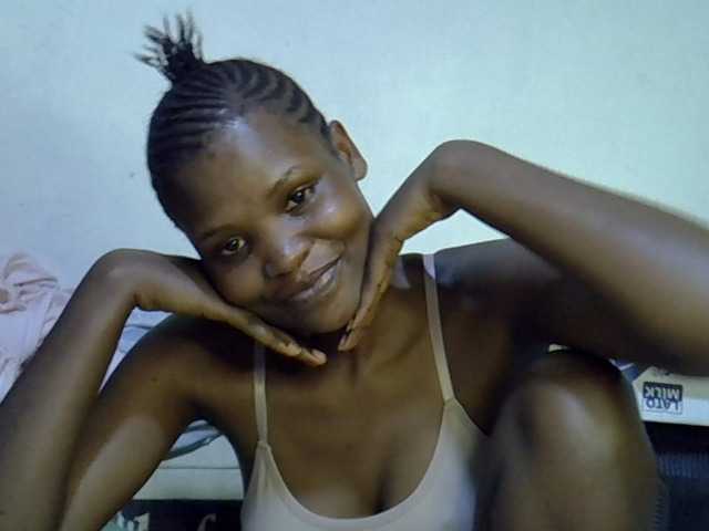 Cute-aliyah live cam on BongaCams