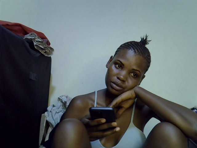 Cute-aliyah live cam on BongaCams
