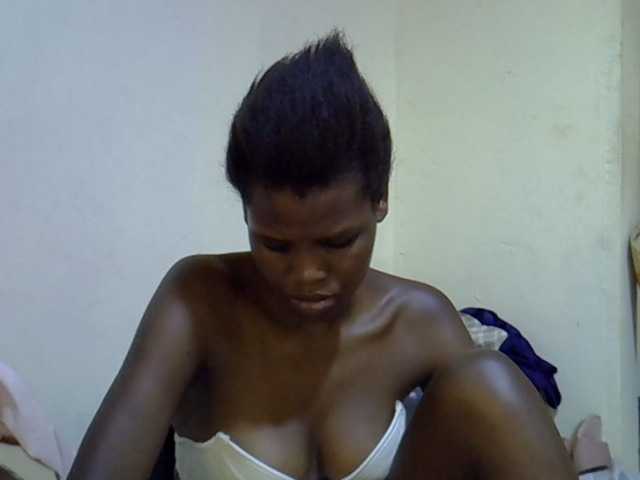 Cute-aliyah live cam on BongaCams