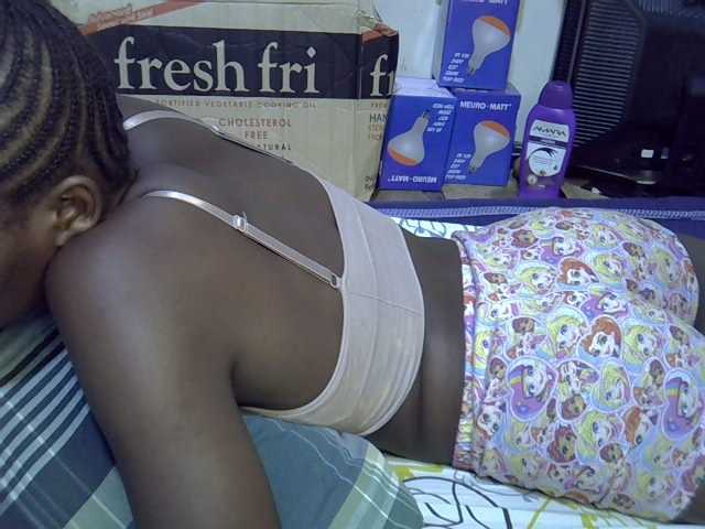 Cute-aliyah live cam on BongaCams