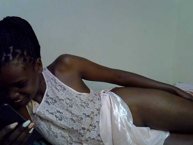 Cute-aliyah live cam on BongaCams