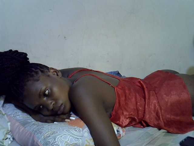 Cute-aliyah live cam on BongaCams