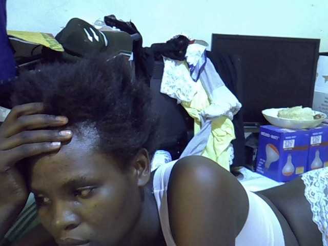 Cute-aliyah live cam on BongaCams