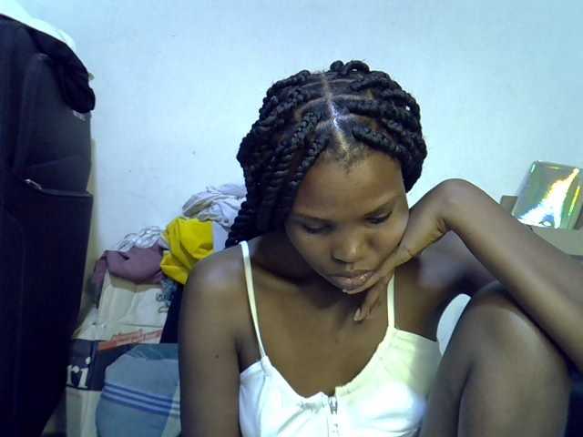 Cute-aliyah live cam on BongaCams