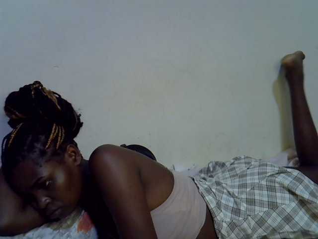 Cute-aliyah live cam on BongaCams