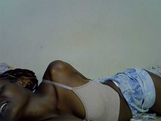 Cute-aliyah live cam on BongaCams