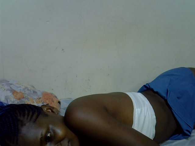 Cute-aliyah live cam on BongaCams
