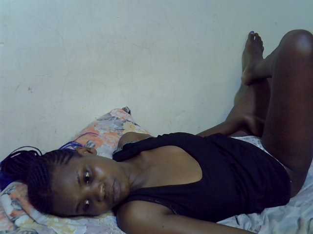 Cute-aliyah live cam on BongaCams