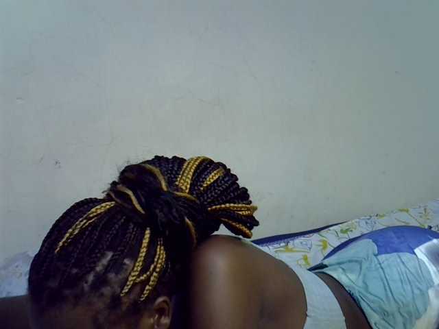 Cute-aliyah live cam on BongaCams
