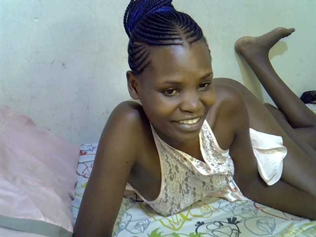 Cute-aliyah live cam on BongaCams