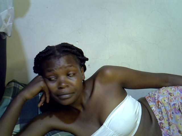 Cute-aliyah live cam on BongaCams