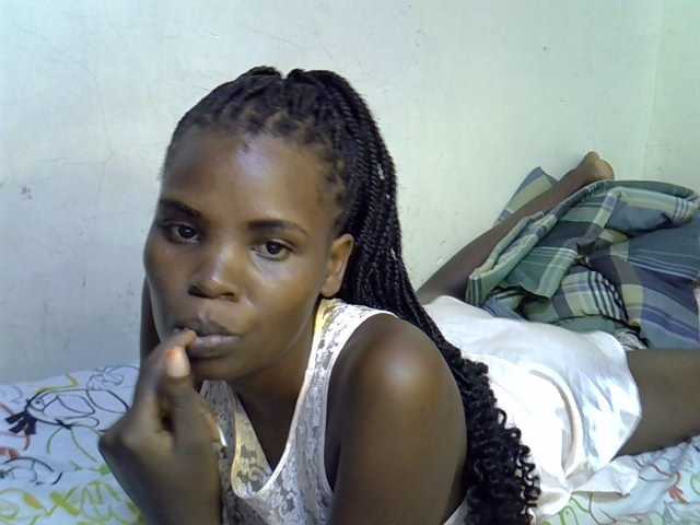 Cute-aliyah live cam on BongaCams