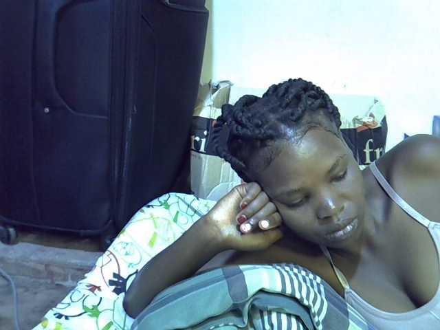Cute-aliyah live cam on BongaCams