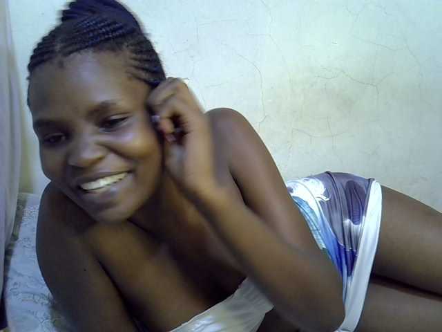 Cute-aliyah live cam on BongaCams