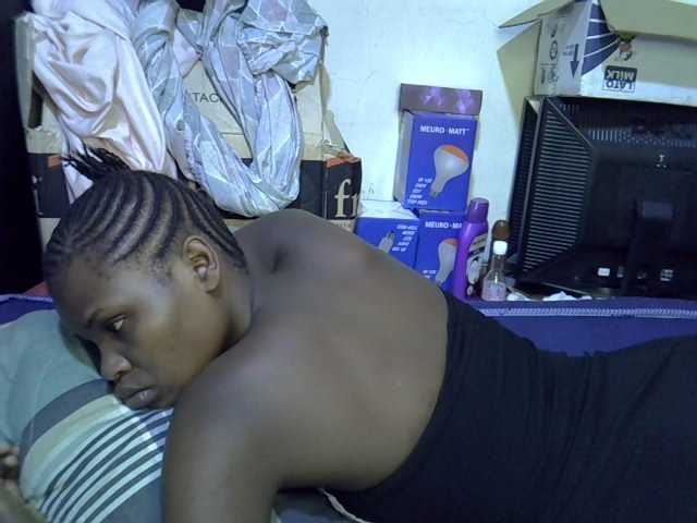 Cute-aliyah live cam on BongaCams