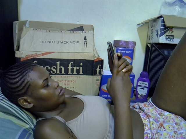 Cute-aliyah live cam on BongaCams
