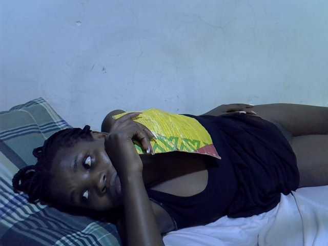 Cute-aliyah live cam on BongaCams