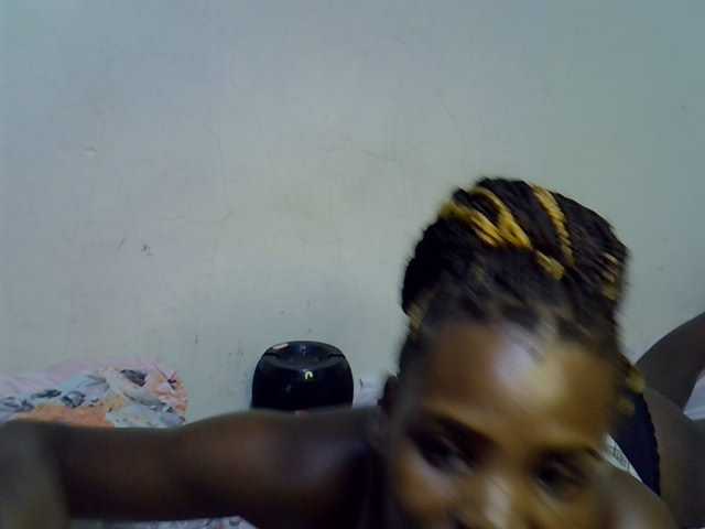 Cute-aliyah live cam on BongaCams