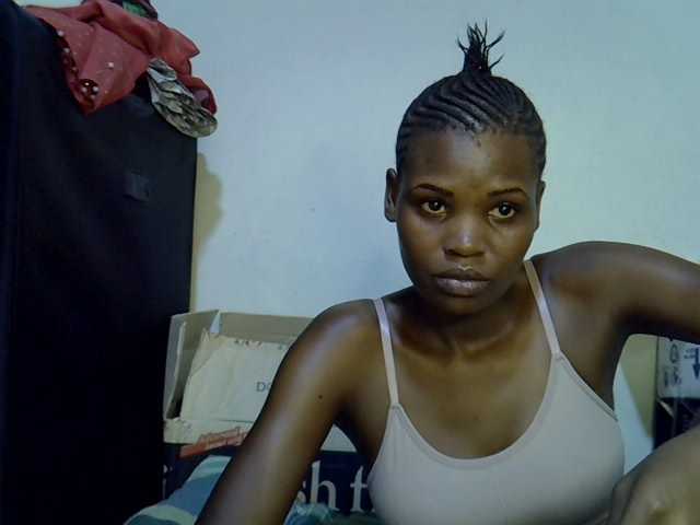 Cute-aliyah live cam on BongaCams