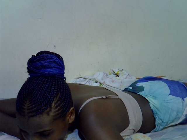 Cute-aliyah live cam on BongaCams