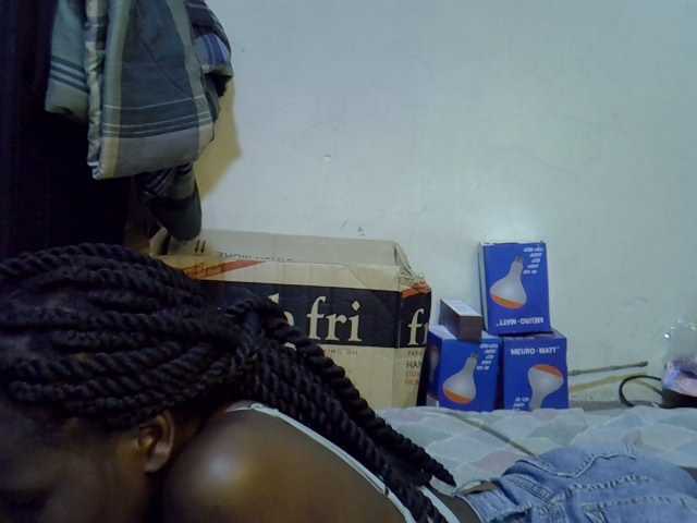 Cute-aliyah live cam on BongaCams
