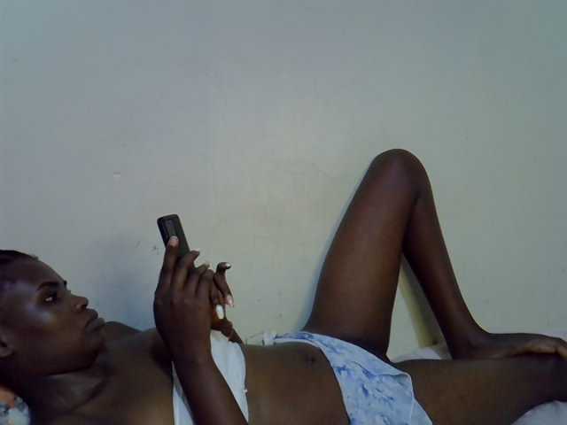 Cute-aliyah live cam on BongaCams