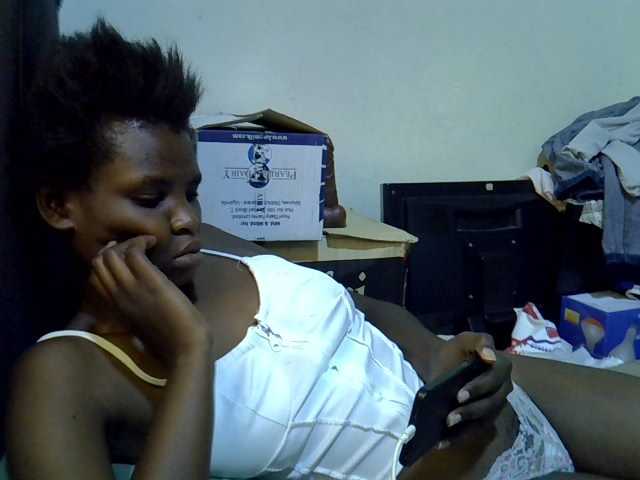 Cute-aliyah live cam on BongaCams