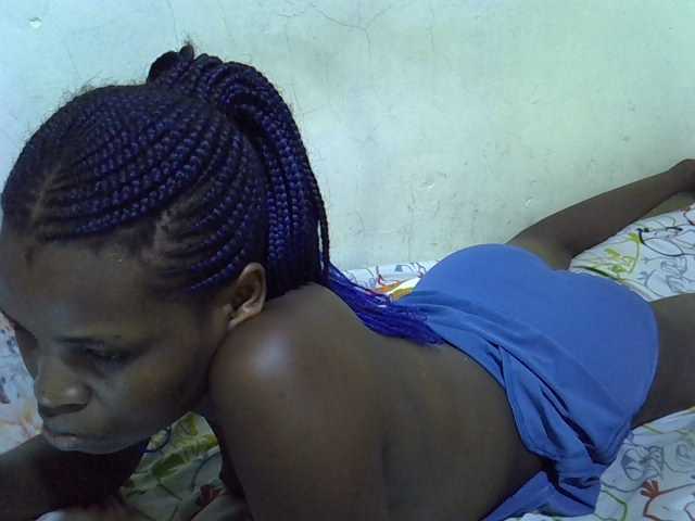 Cute-aliyah live cam on BongaCams