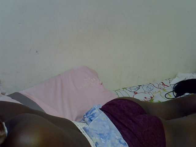 Cute-aliyah live cam on BongaCams