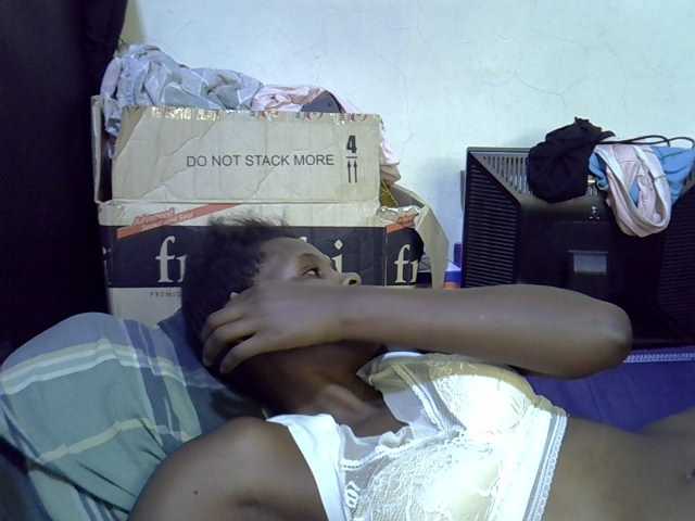 Cute-aliyah live cam on BongaCams