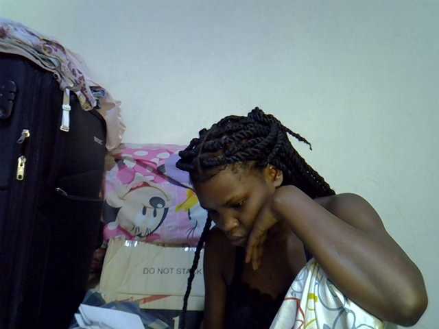 Cute-aliyah live cam on BongaCams