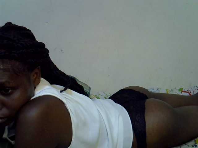 Cute-aliyah live cam on BongaCams