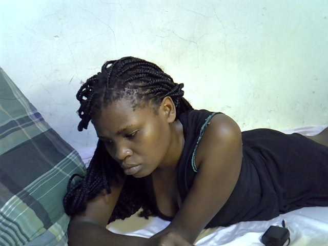 Cute-aliyah live cam on BongaCams