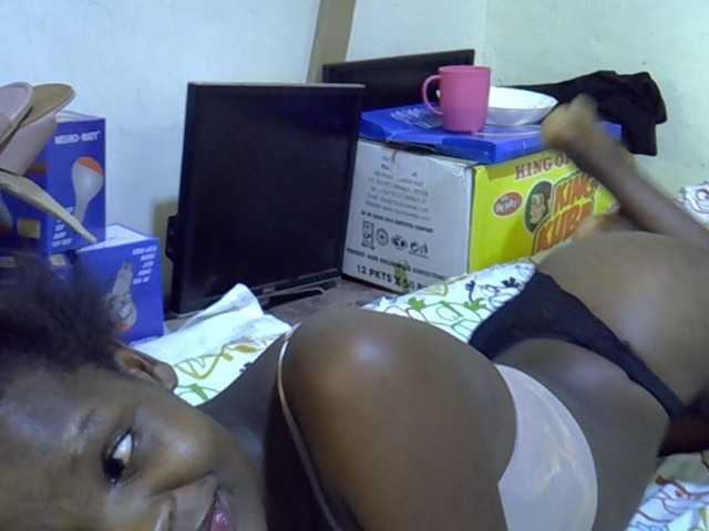 Cute-aliyah live cam on BongaCams