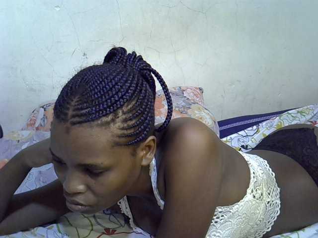 Cute-aliyah live cam on BongaCams