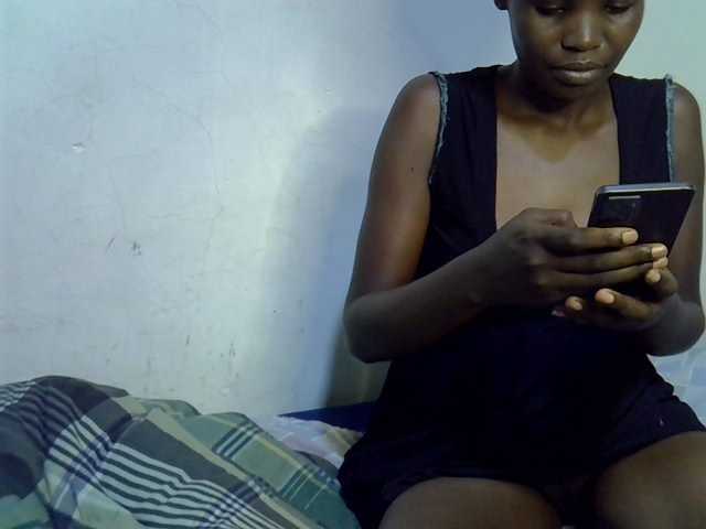 Cute-aliyah live cam on BongaCams
