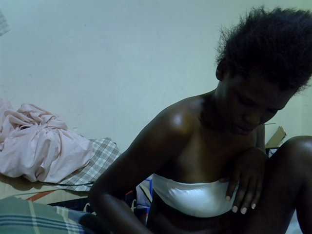 Cute-aliyah live cam on BongaCams