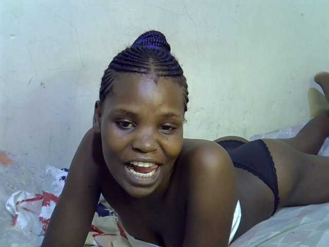 Cute-aliyah live cam on BongaCams