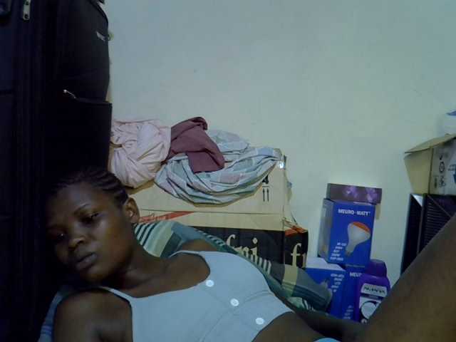 Cute-aliyah live cam on BongaCams