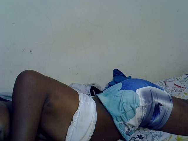 Cute-aliyah live cam on BongaCams