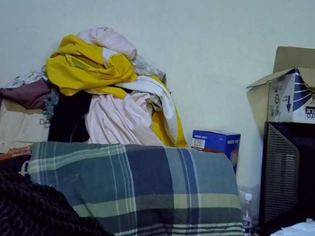 Cute-aliyah live cam on BongaCams